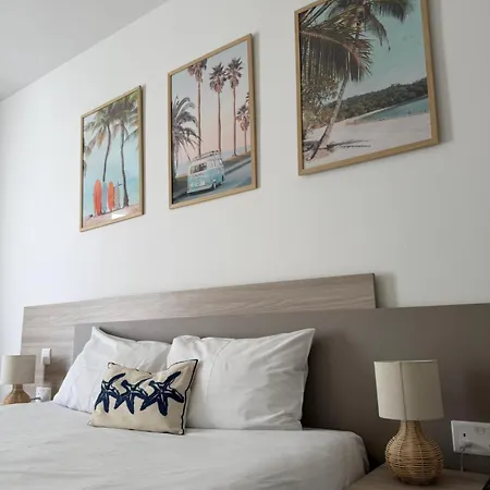 Exclusive 2 Bed Penthouse With Pool - By Hostmt Apartment *
