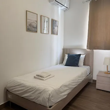Exclusive 2 Bed Penthouse With Pool - By Hostmt Apartment *